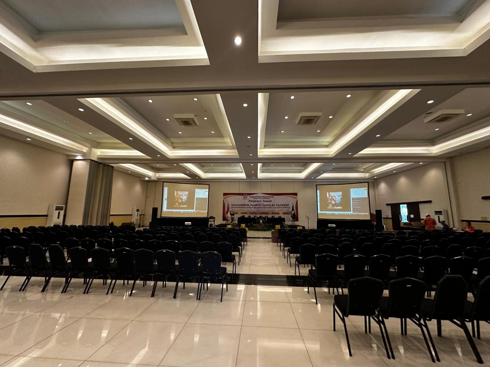 Grand Mulya Hotel Bogor Exterior foto